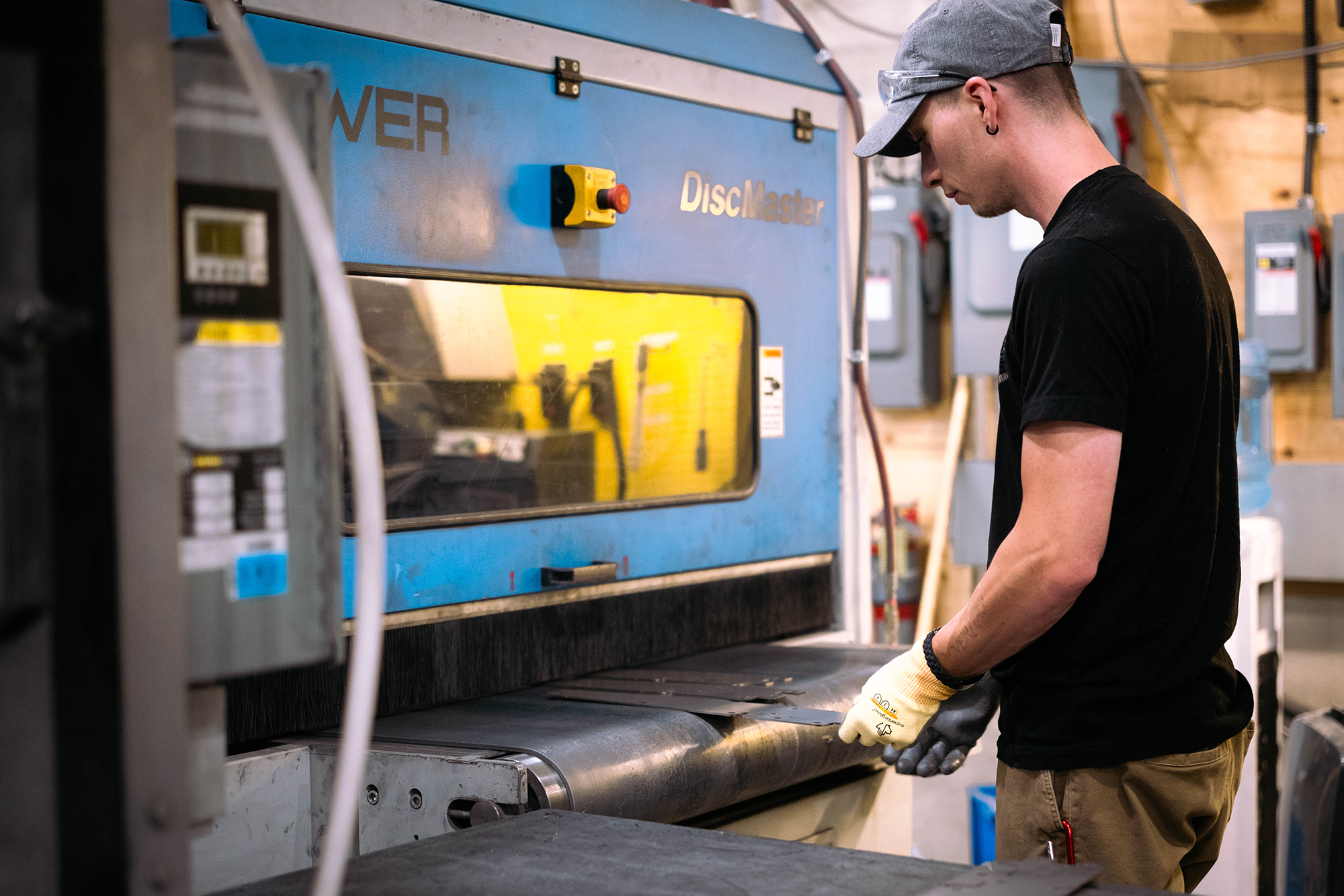 Deburring process in production
